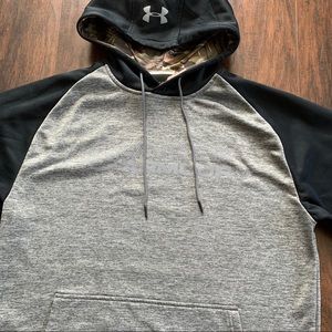 under armour camo hood grey sweatshirt